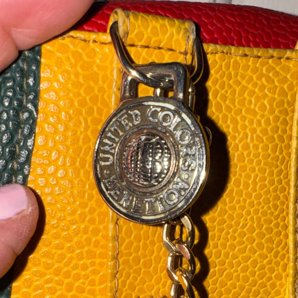 United Colors Of Benetton color block Mini Crossbody with Gold Chain belt bag - Picture 10 of 15